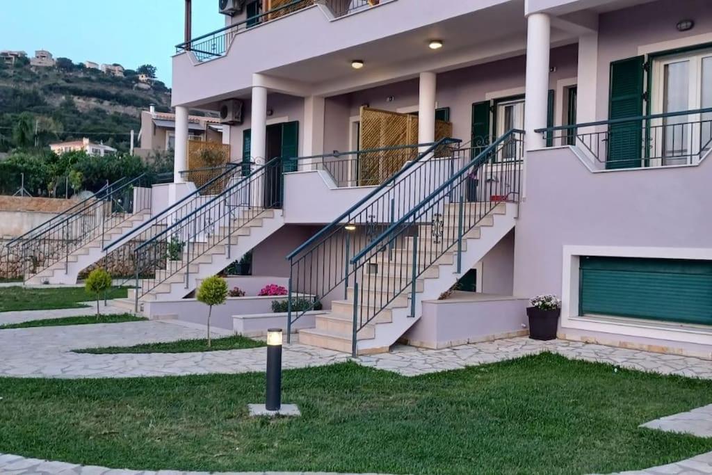 Appartamento Spiros House Svoronata Esterno foto